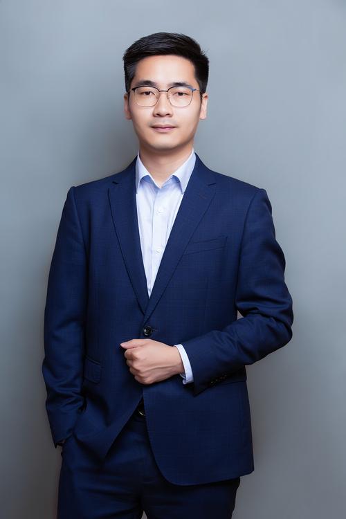 林必立 UI/UX设计总监
